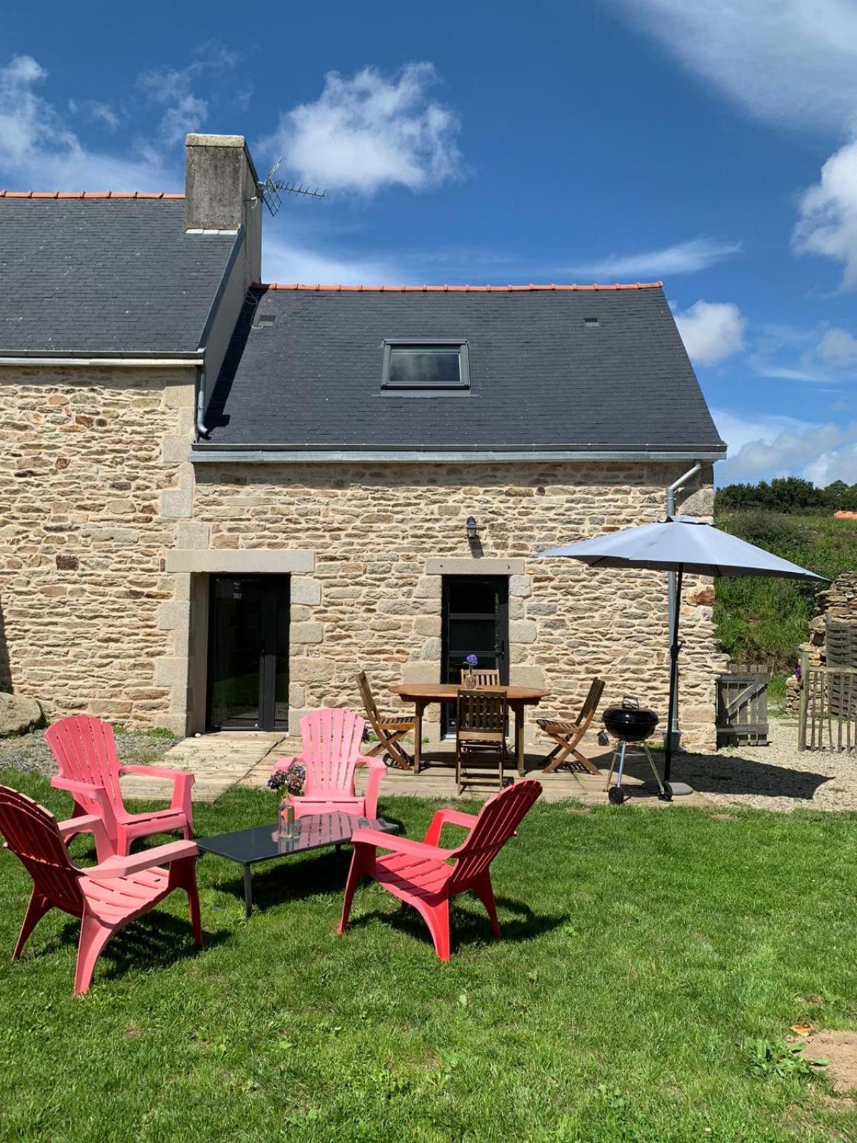 Les Ecuries Du Nevez Villa Ploneour-Lanvern Exterior photo